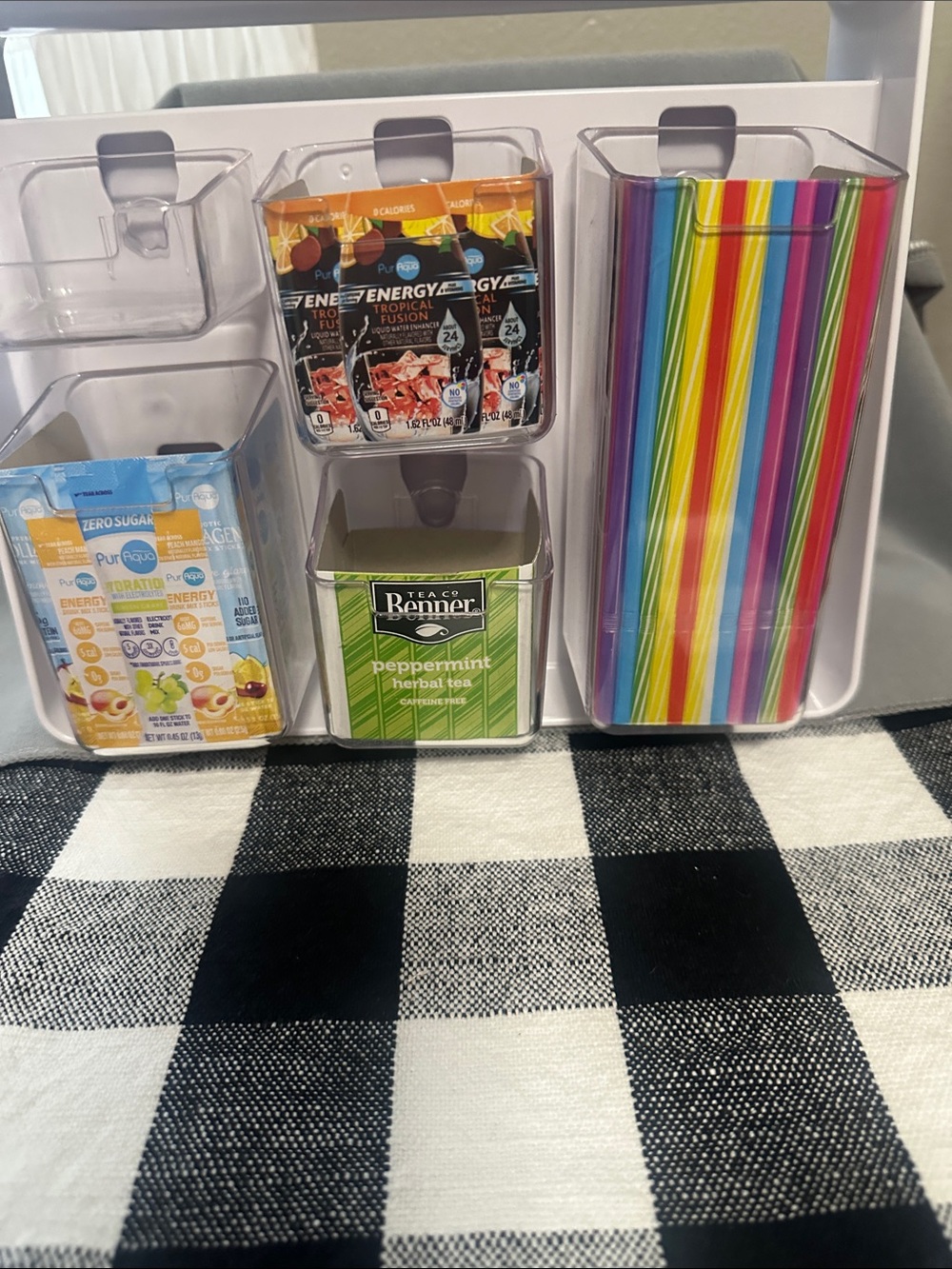 Hydration station with 5 removable trays. NWT by Crofton